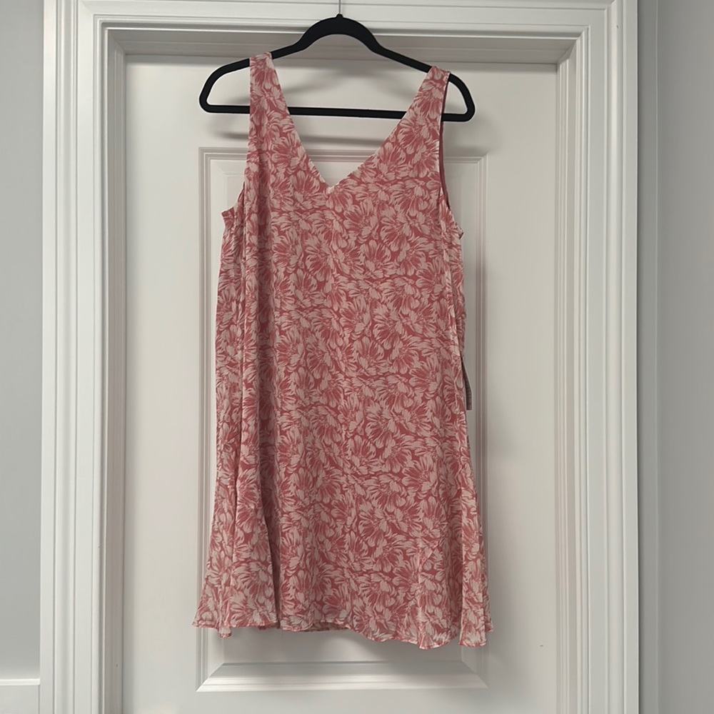 New with tags, pink chiffon shift dress